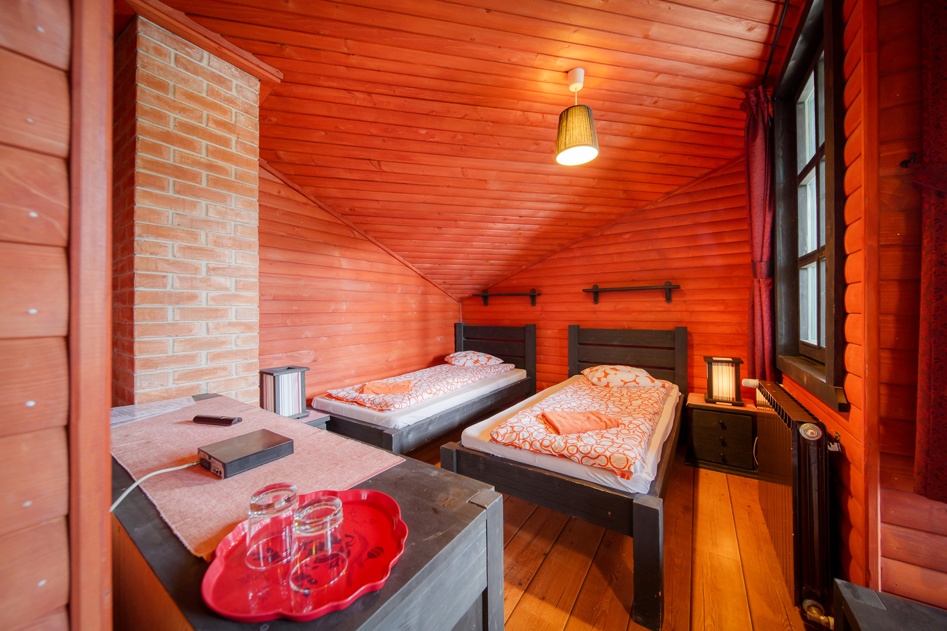 Book House nr.9 Pensiunea Zetevar